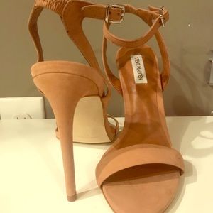 Steve Madden nude sandal pumps